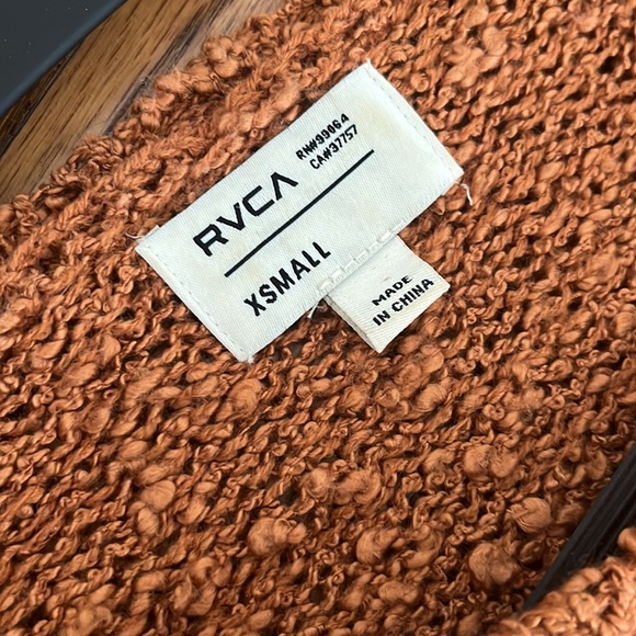 Oversized orange RVCA sweater - Picture 3 of 3